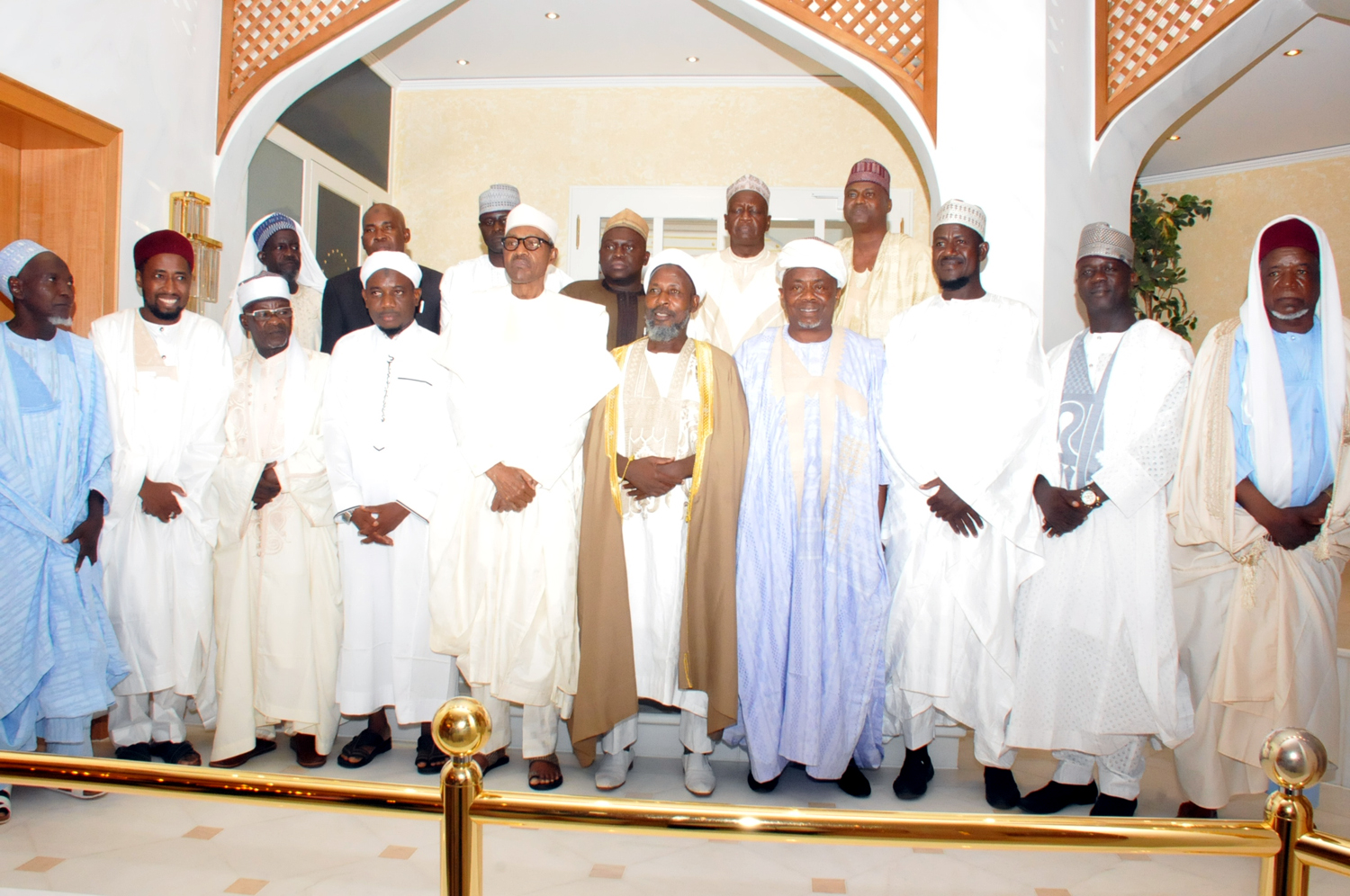 Buhari urges religious leaders to intensify prayers for peace in Nigeria