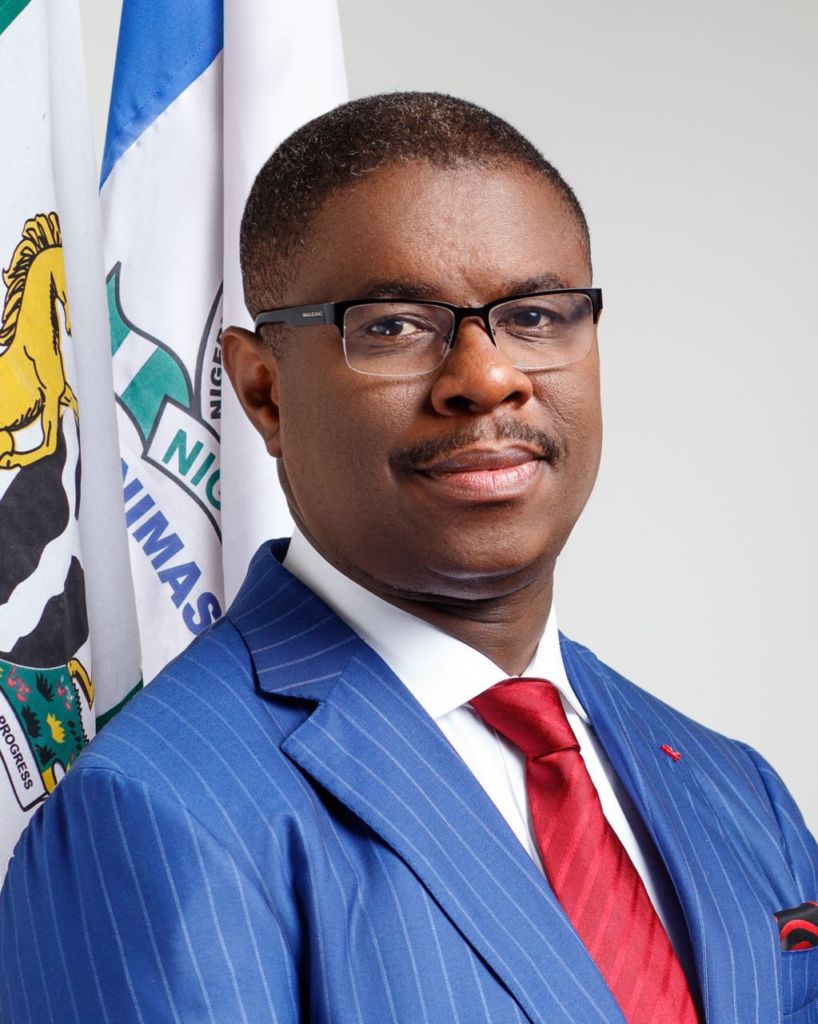 DR. DAKUKU PETERSIDE...