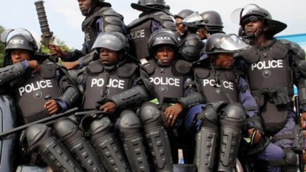 https://theeagleonline.com.ng/wp-content/uploads/2019/07/Nigeria-Police-7-e1562677470764.jpg