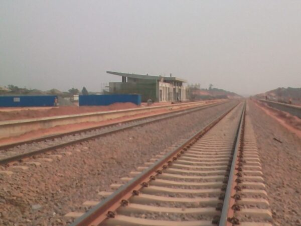 Lagos closes two major roads for Lagos-Ibadan rail project -