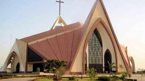 Anambra Anglican priest resigns, begins support for polygamy – The Eagle  Online