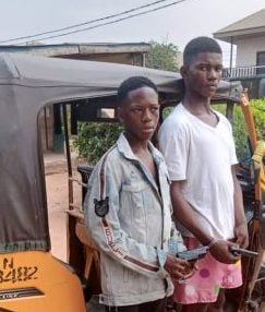 Anambra Police Arrest Two Robbers, Recover Weapons