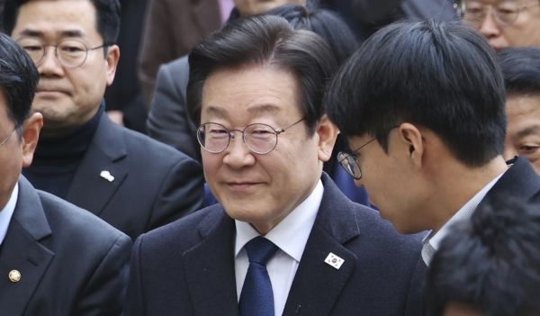 South Korea arrests Americans trying to send Bibles, rice to North Korea